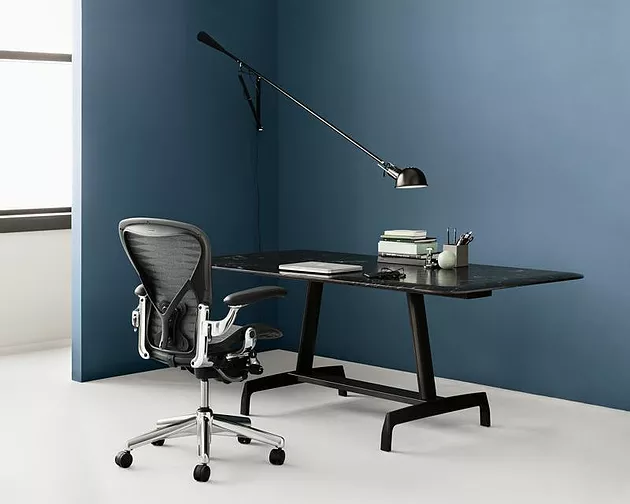Why Does A Good Office Chair Singapore Matter To Your Business? Part 1